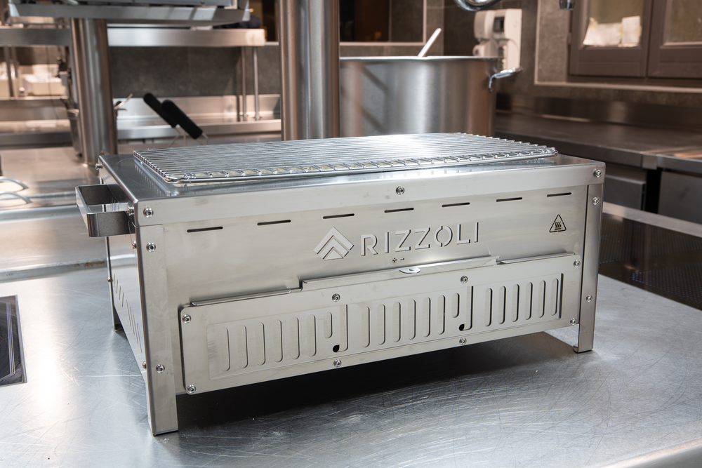 griglia yakitori a carbone professionale ristorazione rizzoli finiture e cotture sulla brace